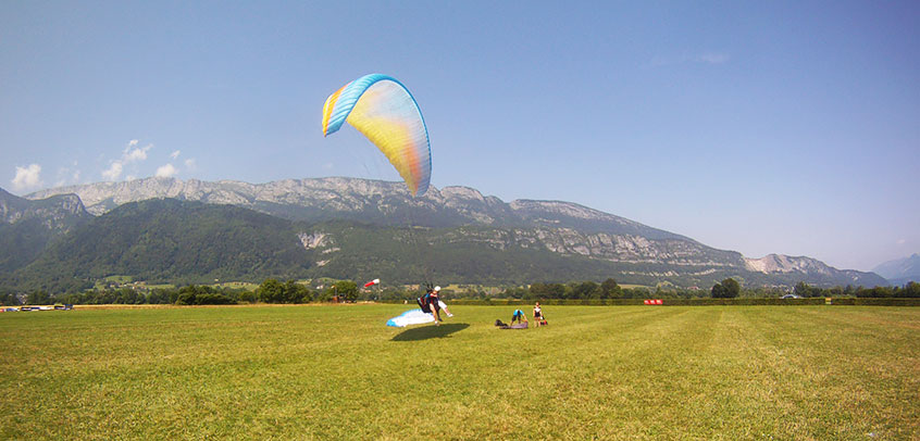 Paraglider Landing