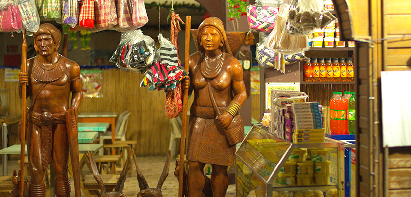 2nd Stop: Shop (Wood Carving Ifugao)