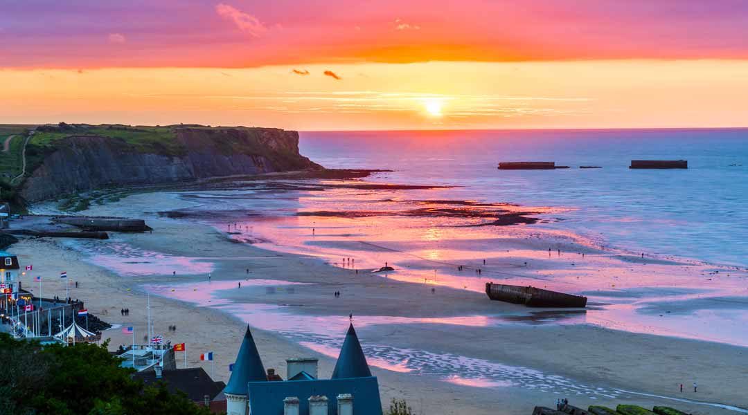 D-Day Beaches in Normandy: A WWII Historical Tour (Travel Guide)