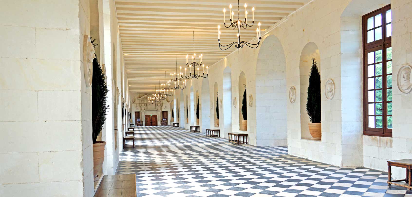 Chenonceau Gallery
