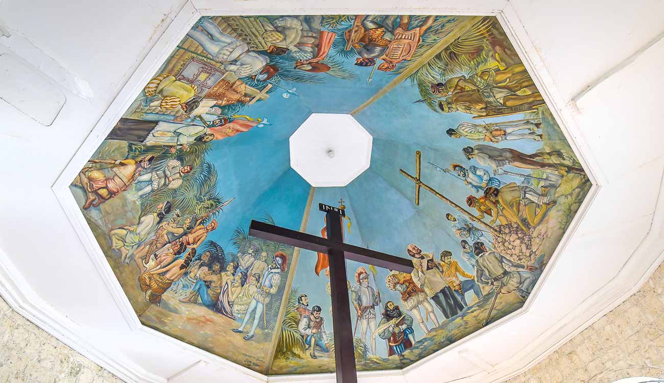 Things to Do in Cebu: Magellan's Cross