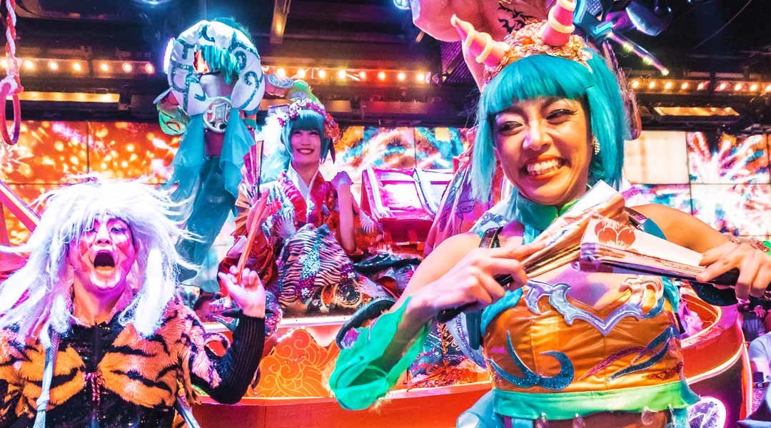 Robot Restaurant Tokyo: Review, Tips & Guide to This Crazy Show in Japan!