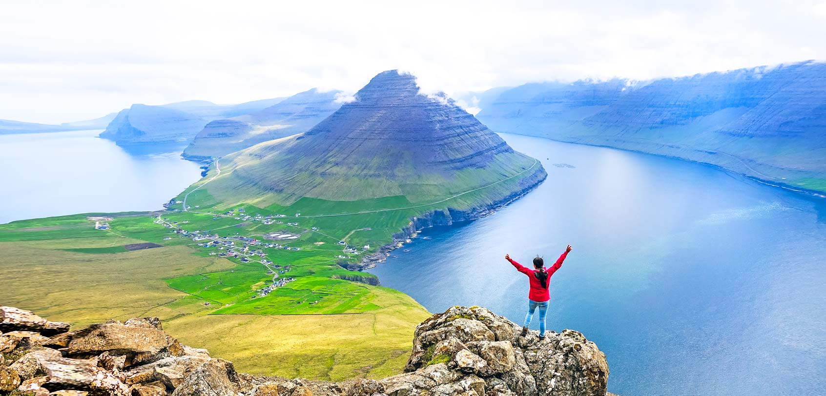 How to Hike Faroe Islands' Villingardalsfjall Mountain ...