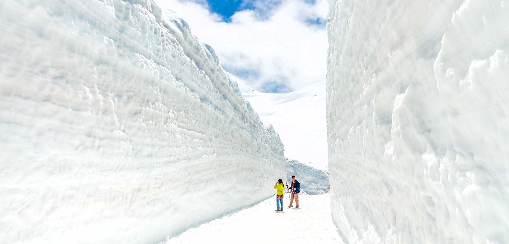 Snow Wall (Tateyama Kurobe Alpine Route)