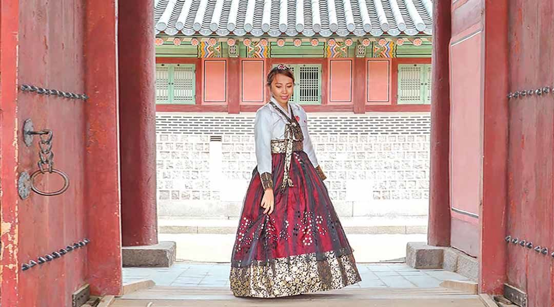 Hanbok Rental: How to Rent for a Day in Seoul, South Korea