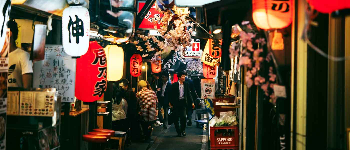 IZAKAYAS  GADO SHITA — Hello! Tokyo Tours