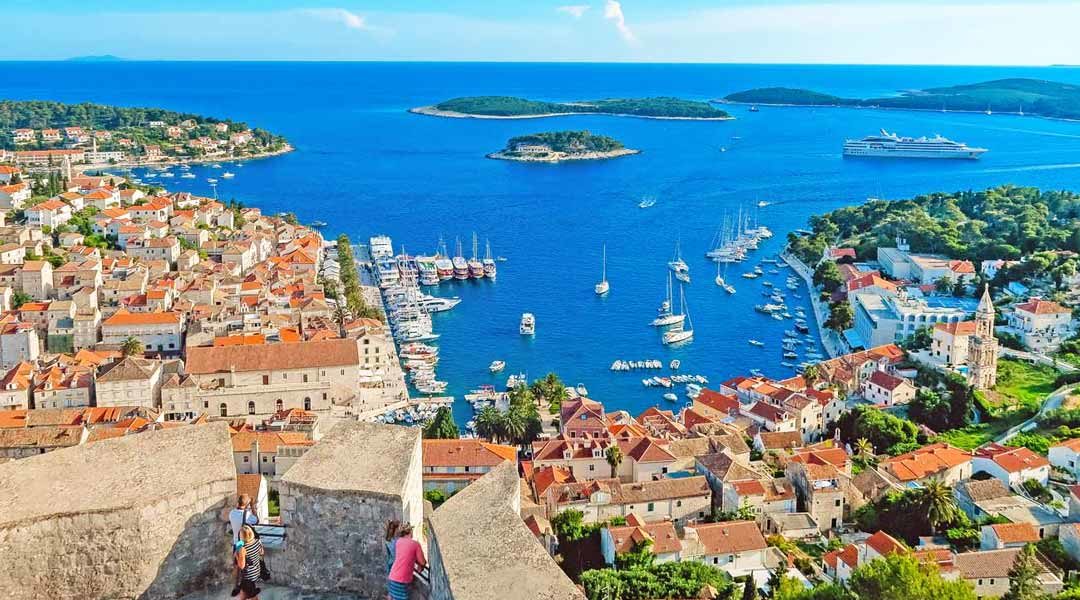 7-Day Croatia Sailing Itinerary: From Split to Dubrovnik (Tips & Travel Guide)
