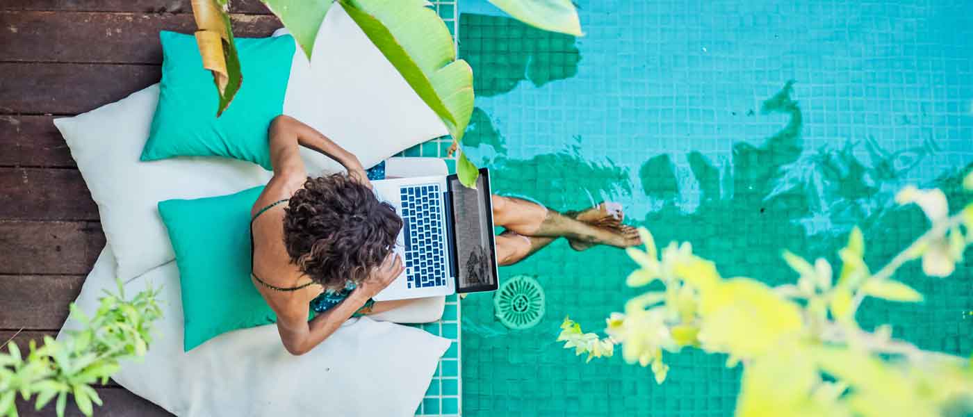 How to Become a Digital Nomad and Work from Anywhere: The Ultimate Guide