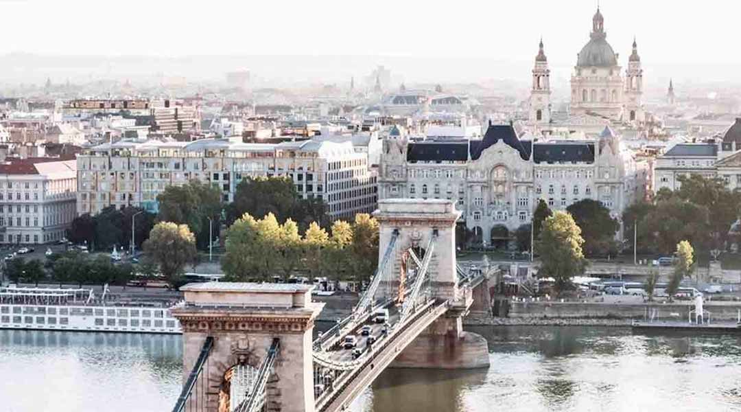 Best Hotels in Budapest, Hungary: From Cheap to Luxury Accommodations and Places to Stay