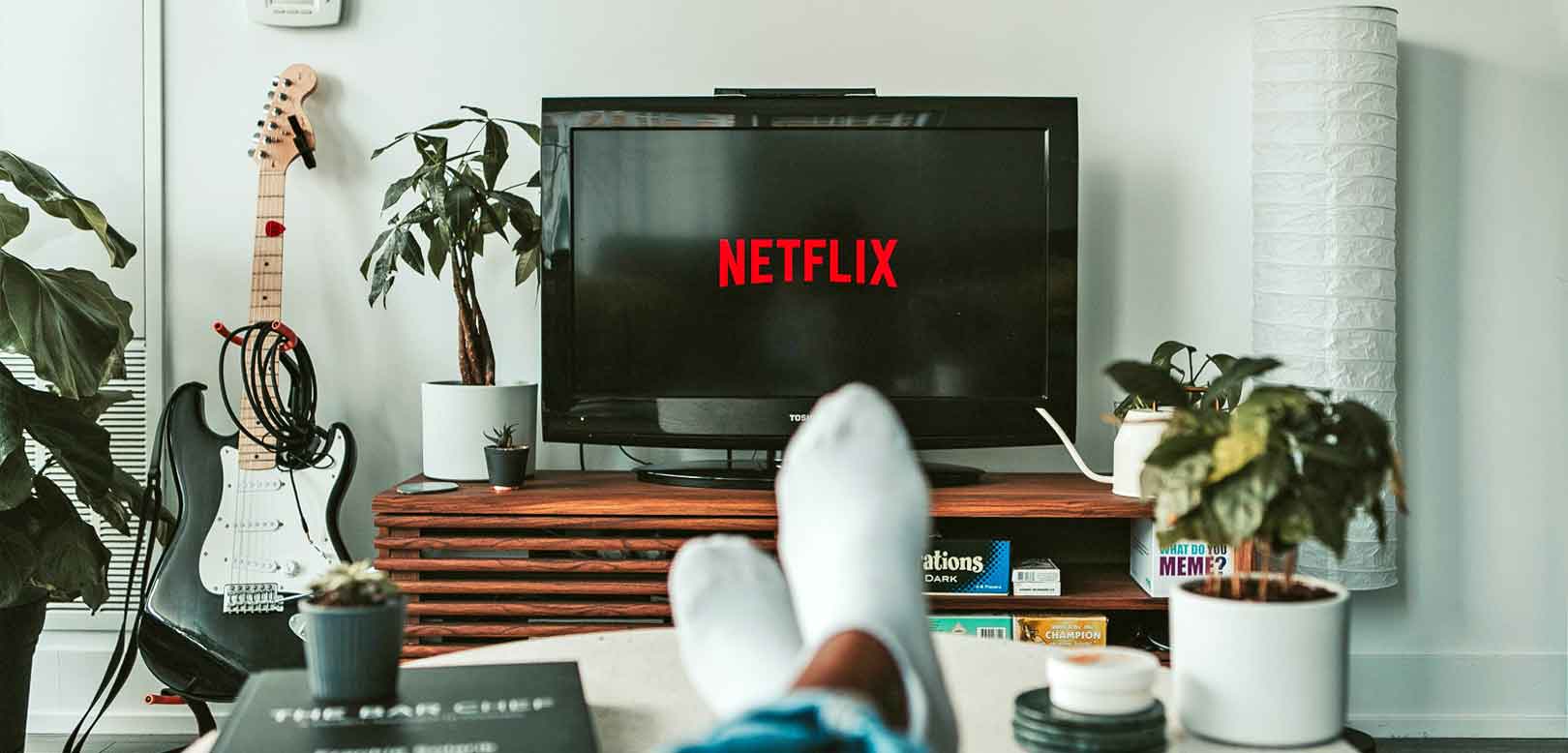 Long Distance Date Ideas : Netflix and Chill