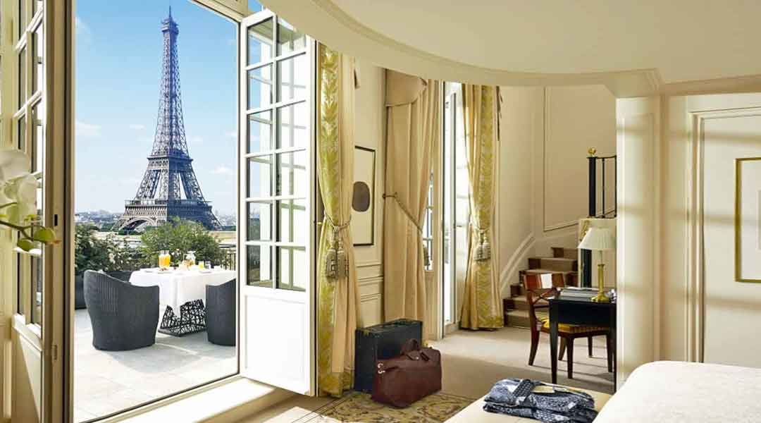 Best Hotels in Paris, France: From Cheap to Luxury Accommodations and Places to Stay