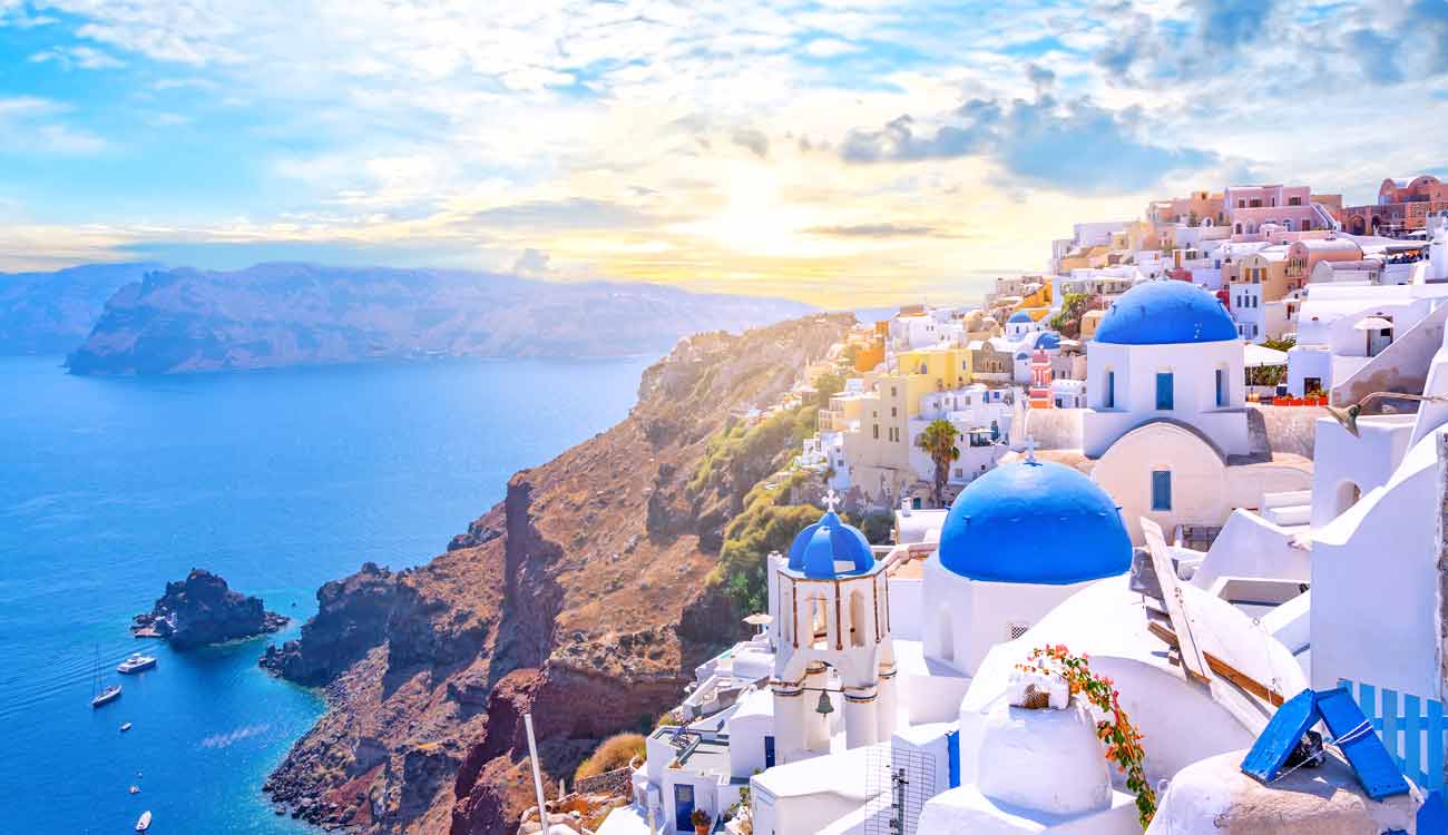 Santorini, Greece : Countries that Require Travel Insurance