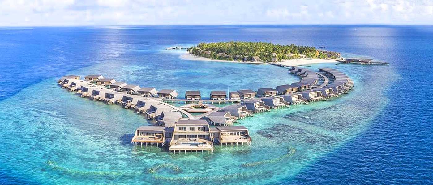 Best Hotels in the Maldives: From Cheap to Luxury Accommodations and Places to Stay