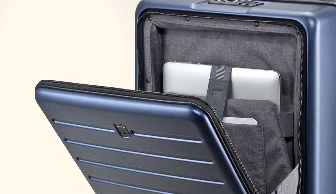 Roadrunner Suitcase with Luggage Compartment Pocket