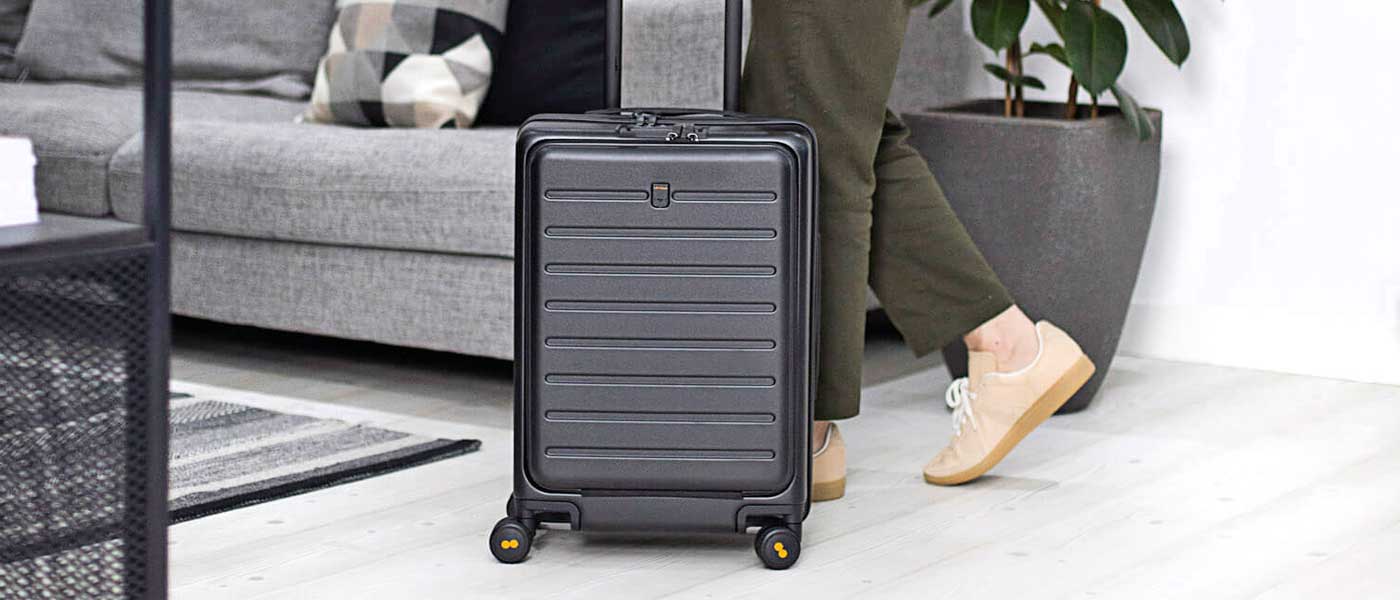 Roadrunner: Suitcase with Laptop Compartment