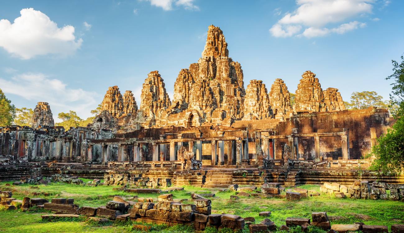 Angkor Thom : Cambodia Holidays